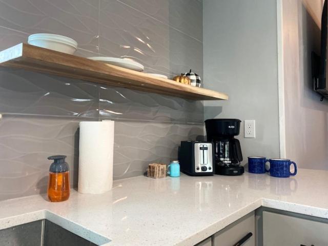 The Contemporary Appartement Sanford Buitenkant foto